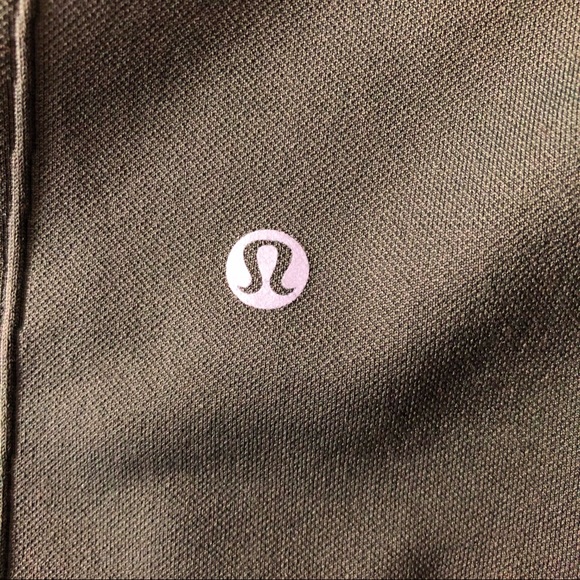 SOLD / Lululemon Shorts - Picture 5 of 5